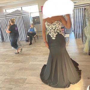 Black mermaid Gown- Jonathan Kayne